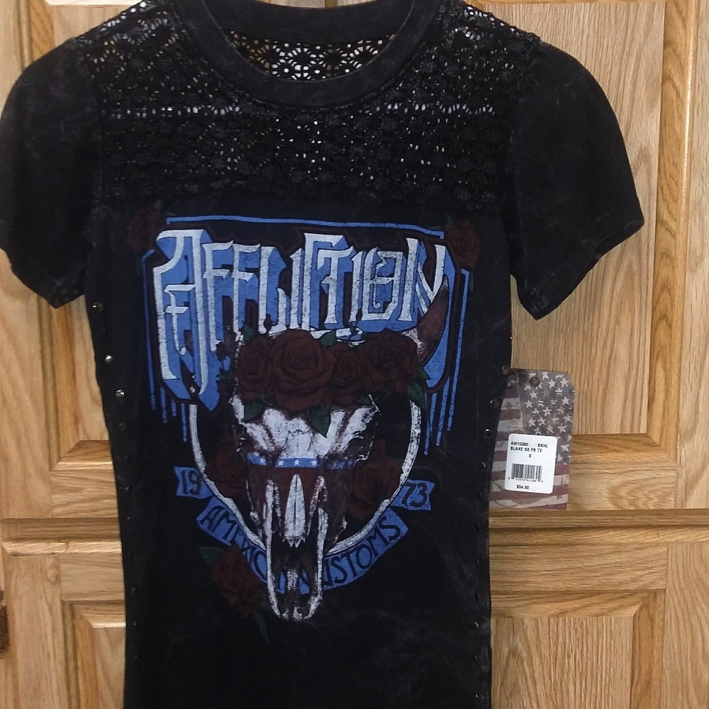 New affliction tee